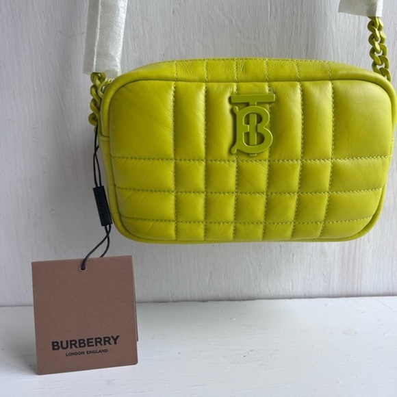 BURBERRY NWT BNIB Mini Lola Quilted Leather Camera Bag Vivid Lime - Picture 3 of 14